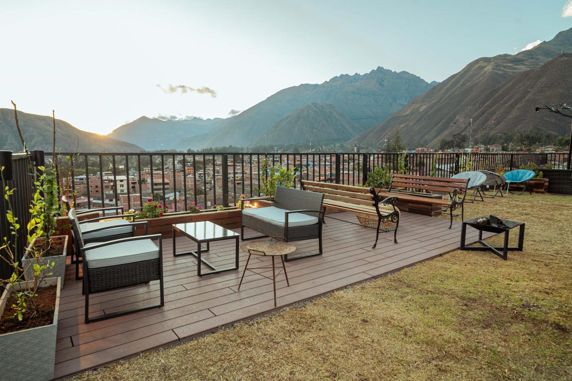 Hotel California Urubamba Exterior foto